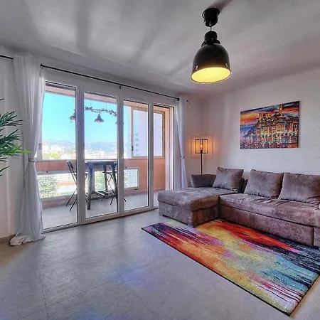 Immogroom - Renovated - Loggia - Clear View - Parking Common - Ac - Wifi *